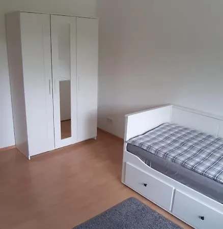 Gaestezimmer Gemuetlich Und Modern Fuer 1-2 Personen