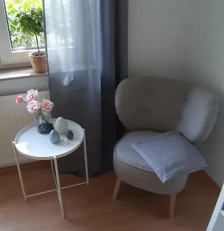 Gaestezimmer Gemuetlich Und Modern Fuer 1-2 Personen Проживание в семье